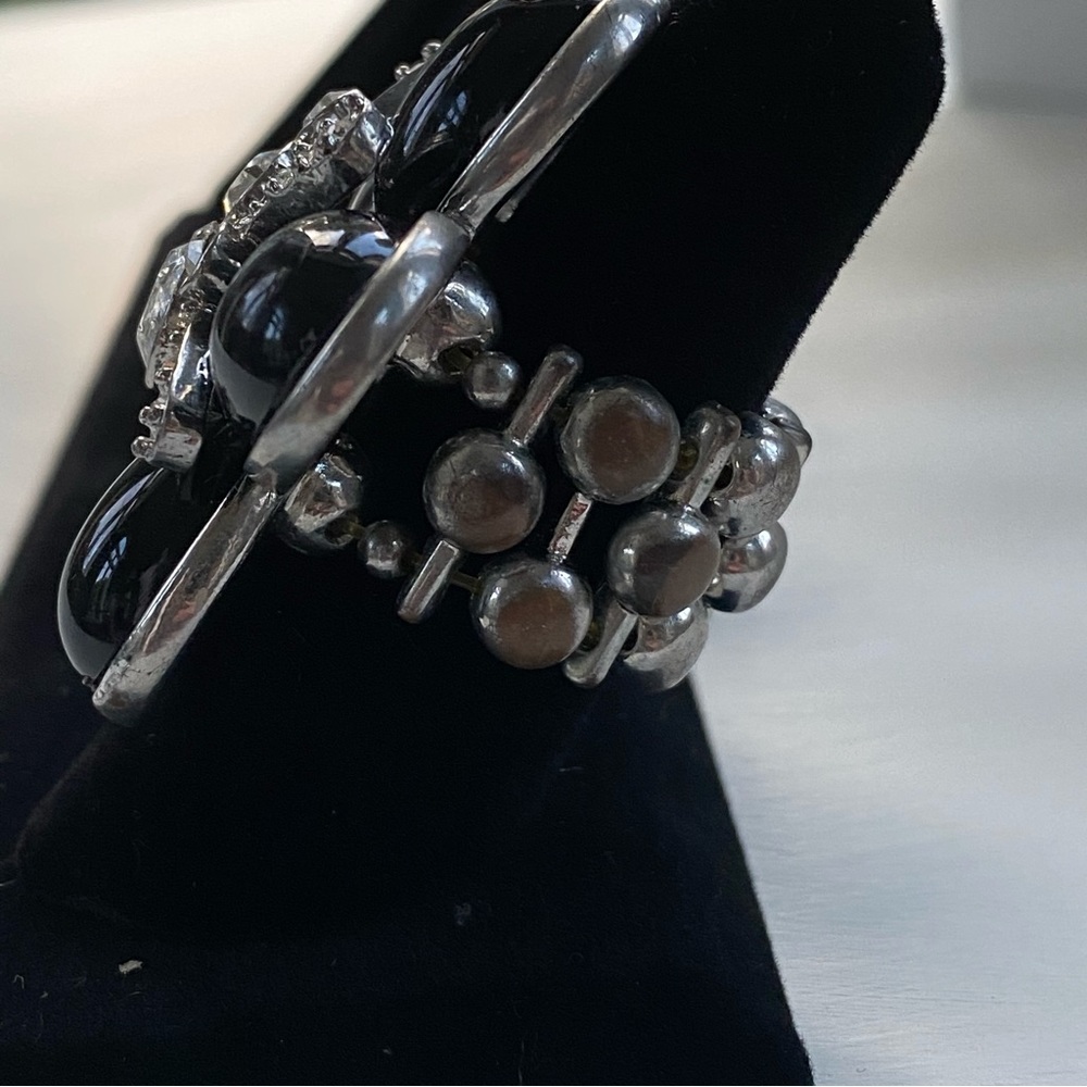 Flower Stretch Ring - Picture 8 of 8